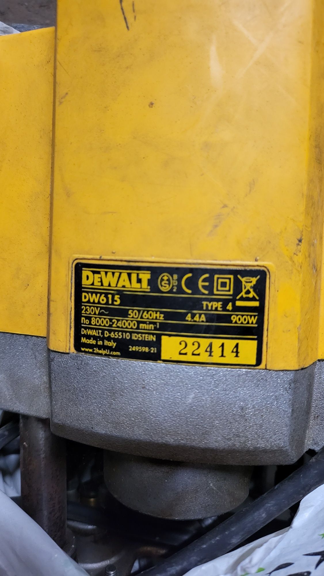 Frezarka gornowrzecionowa dewalt dw 615