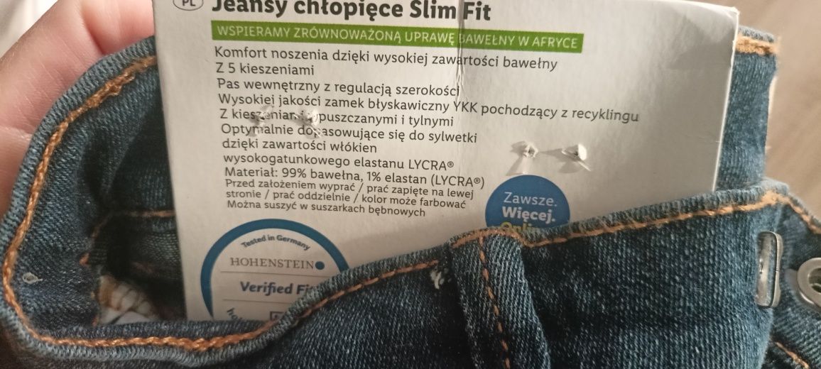 Nowe spodnie slim fit jeansy chłopięce 116