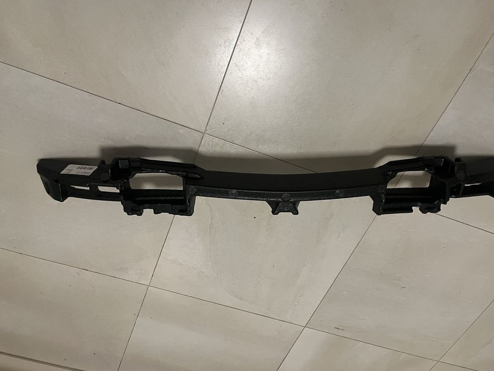 MERCEDES GLA 156 absorber przedni