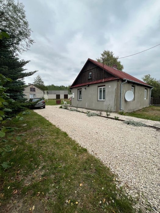Sprzedam siedlisko 0,9101 ha z domem i zabudowaniami gospodarczymi