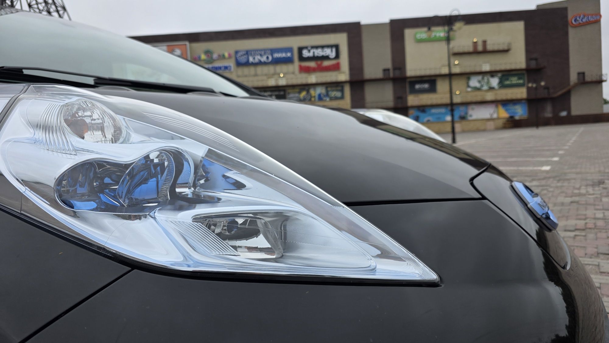 Nissan Leaf 2012