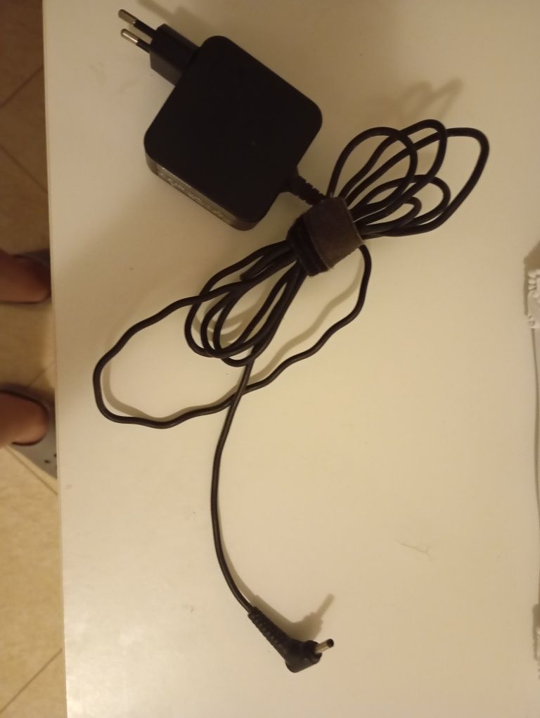 Carregador portátil Lenovo