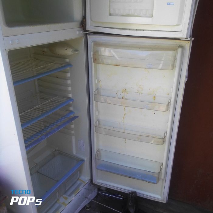 Продам холодильник Продам холодильник бу индезит