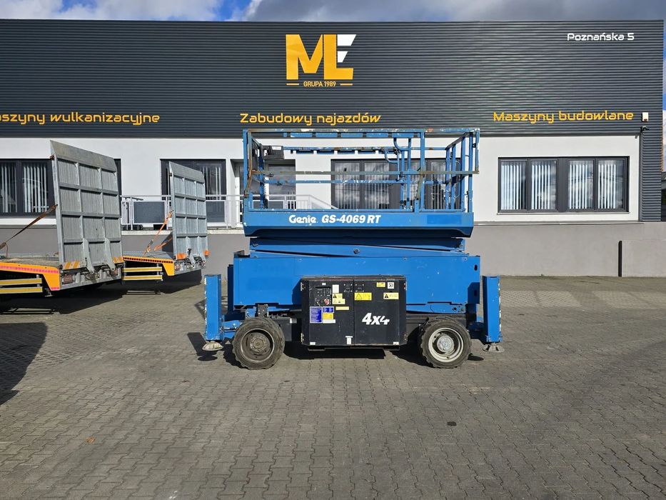 Genie GS4069 RT  Podnośnik nożycowy Genie GS4069 RT rok 2015 14 m