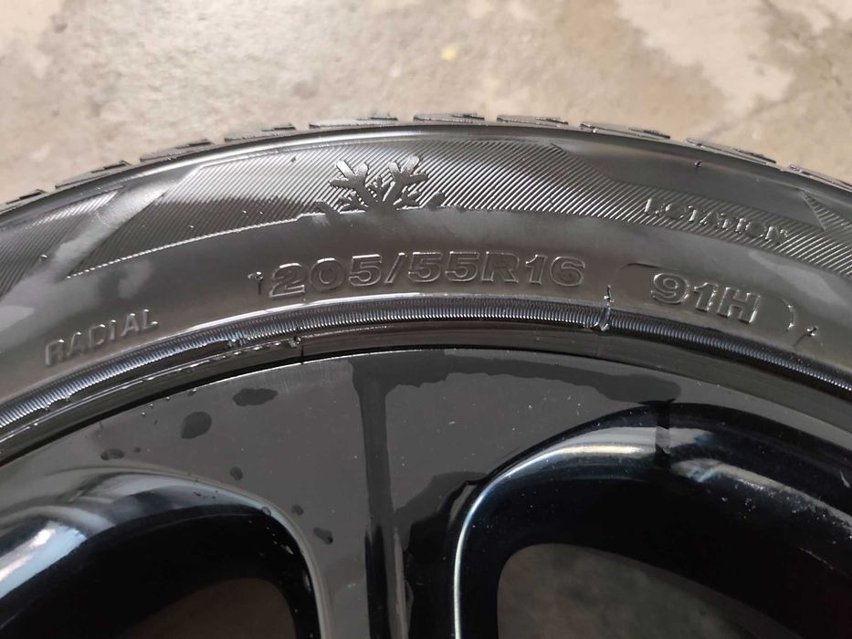 Nissan leaf ,Renault Zoe Felgi z oponami 16cali