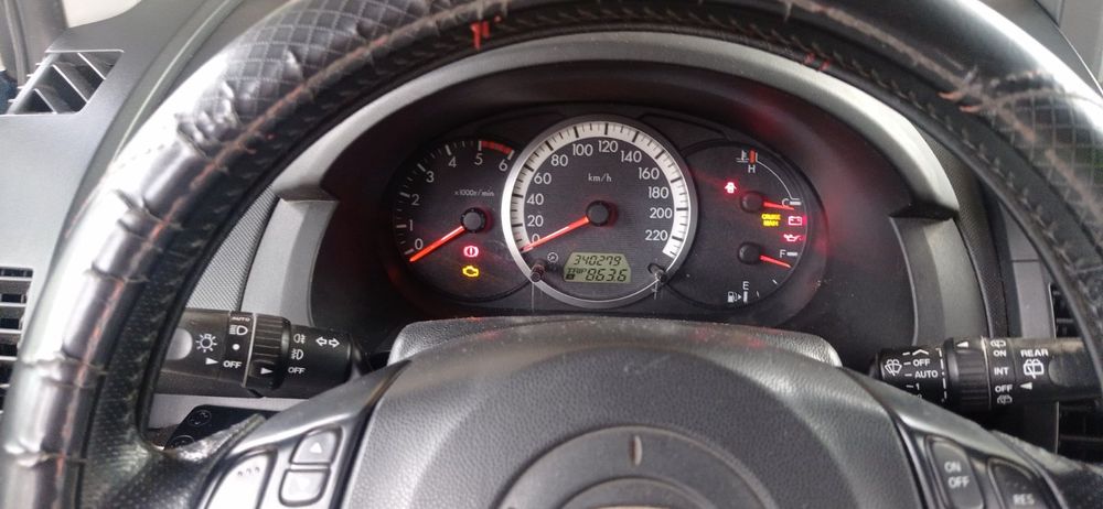 Продам авто Mazda 5