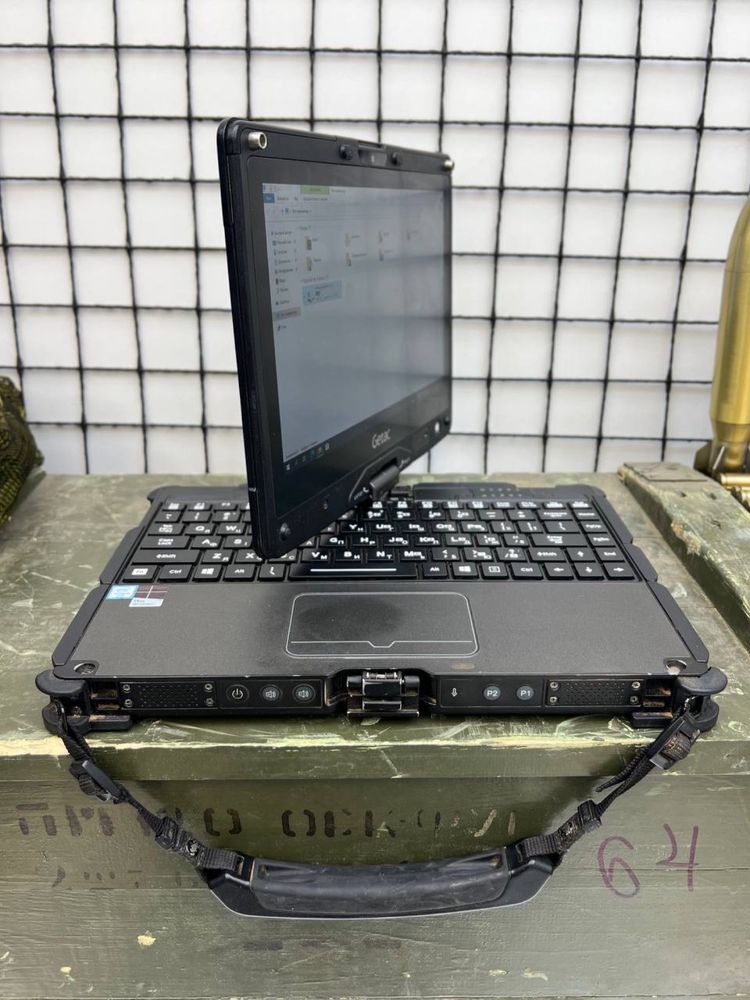 Захищенний Ноутбук-трансформер тривалої роботи Getac V110