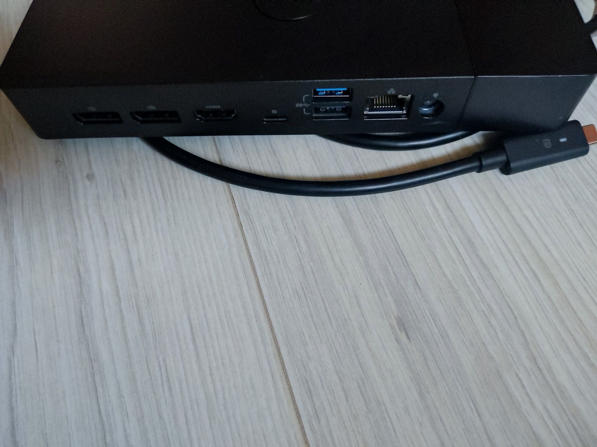 Stacja dokująca Dell Dock WD19 + zasilacz 180w