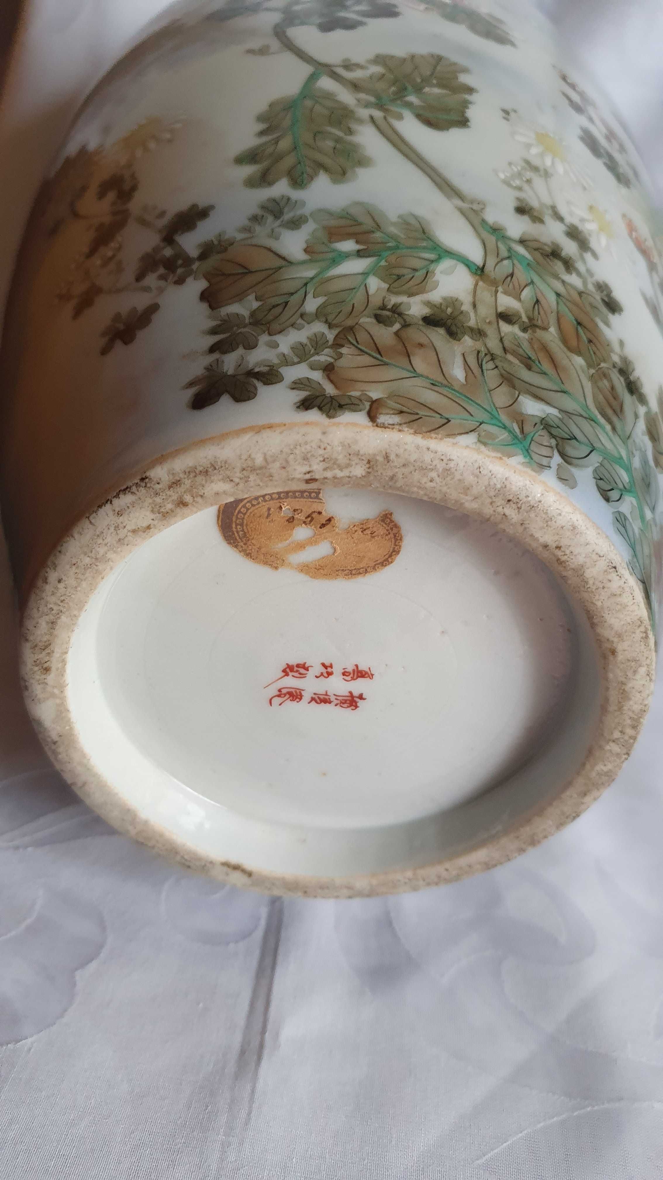 Jarrão  em porcelana antiga Japão, original pintado à mão