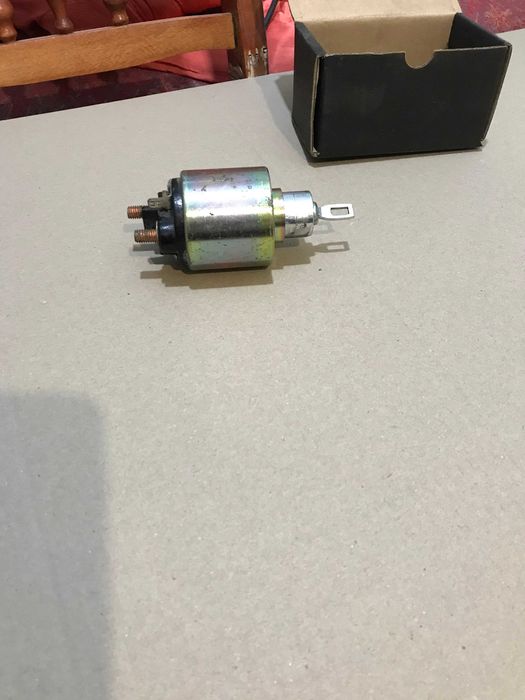 реле стартера втягивающее