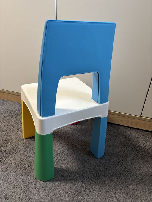 Стіл і стілець дитячий для лего занятт піску