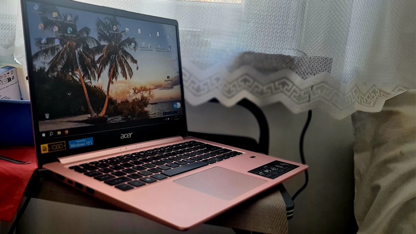 Acer Swift 1 / Pentium Silver N5000 / Mocny / IPS / Edycja limitowana