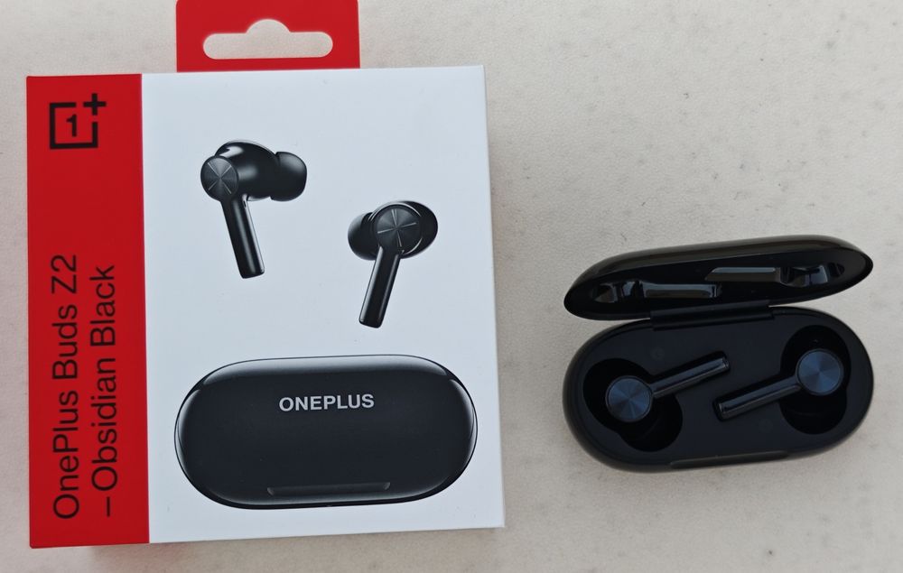 OnePlus  Buds  Z2