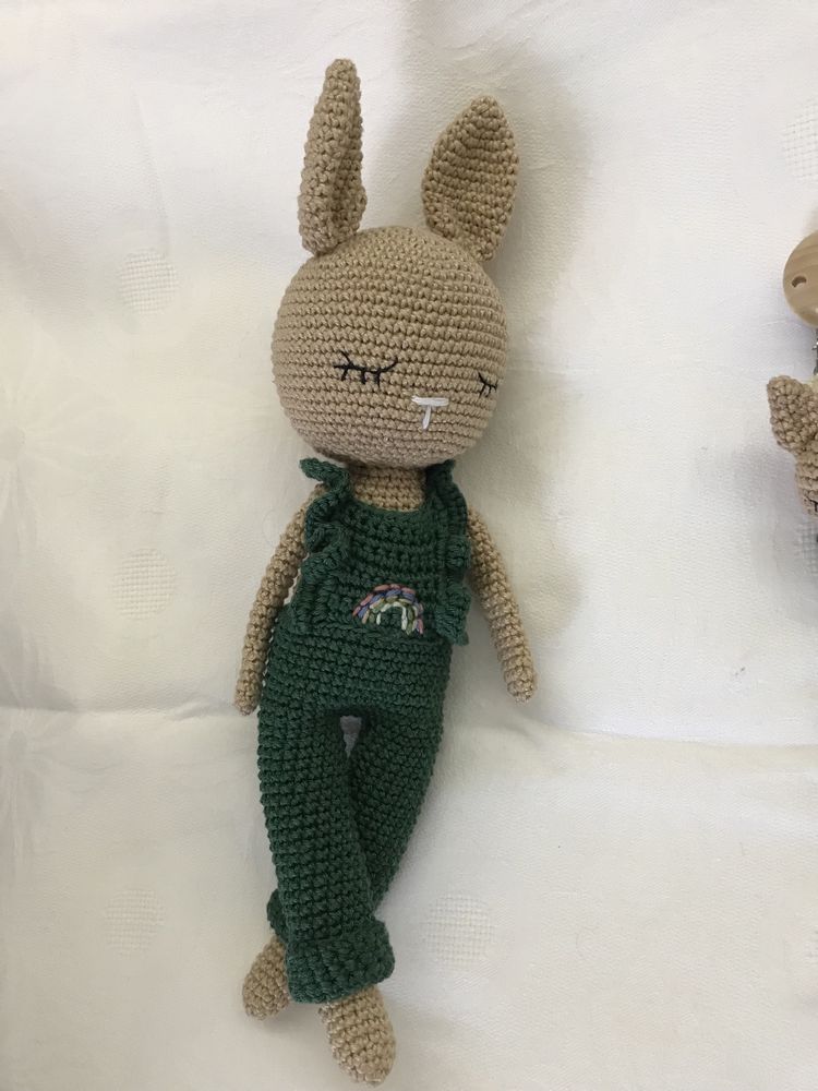 coelhinha amigurumi / crochet