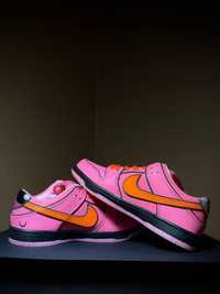 SB Dunk Low Powerpuff Girls- Bubbles