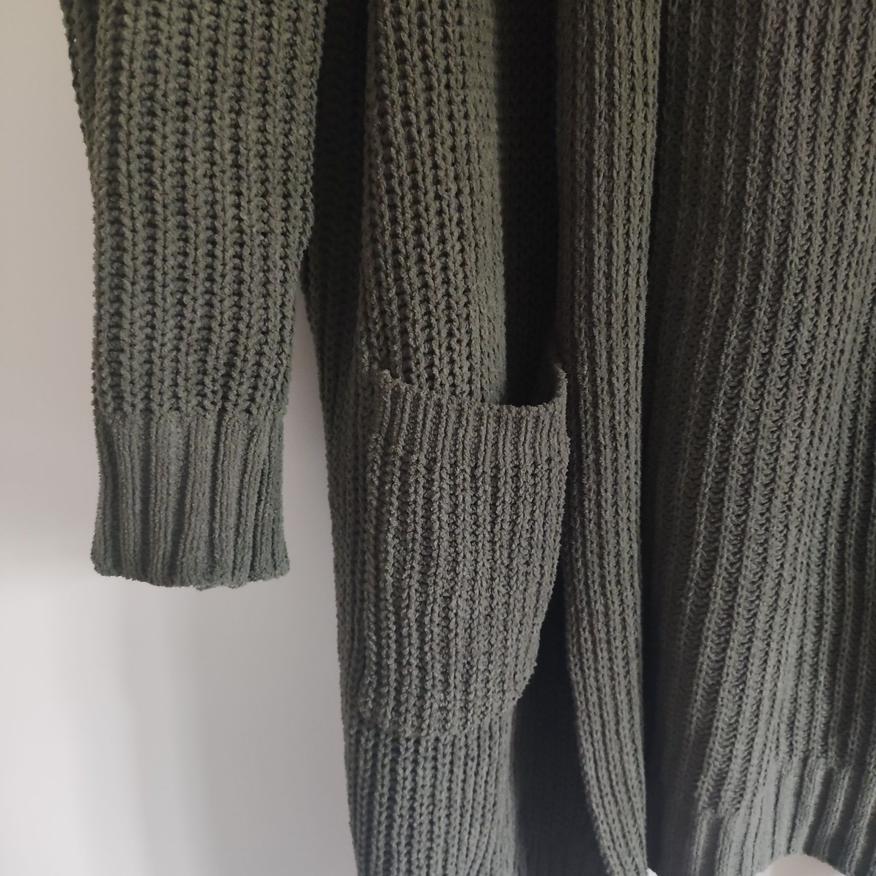 Sweter kardigan narzutka