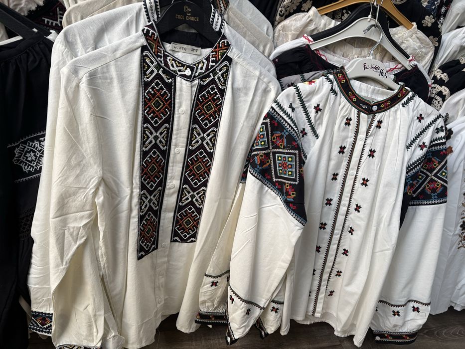 Парні вишиванки.
