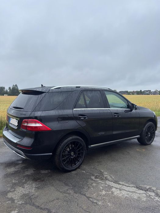 Mercedes-Benz ML dźwięk V12 robi wrażenie mozliwa zamiana na benzynę automat