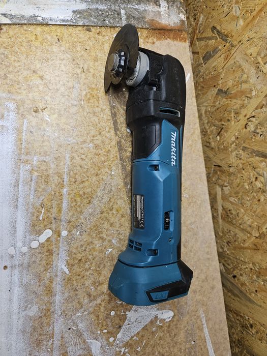 Makita DTM51 narzędzie wielofunkcyjne ze szybka zmiana nozy