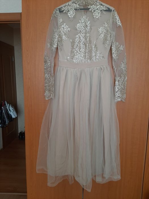 Сукні гарнющі,на свята.