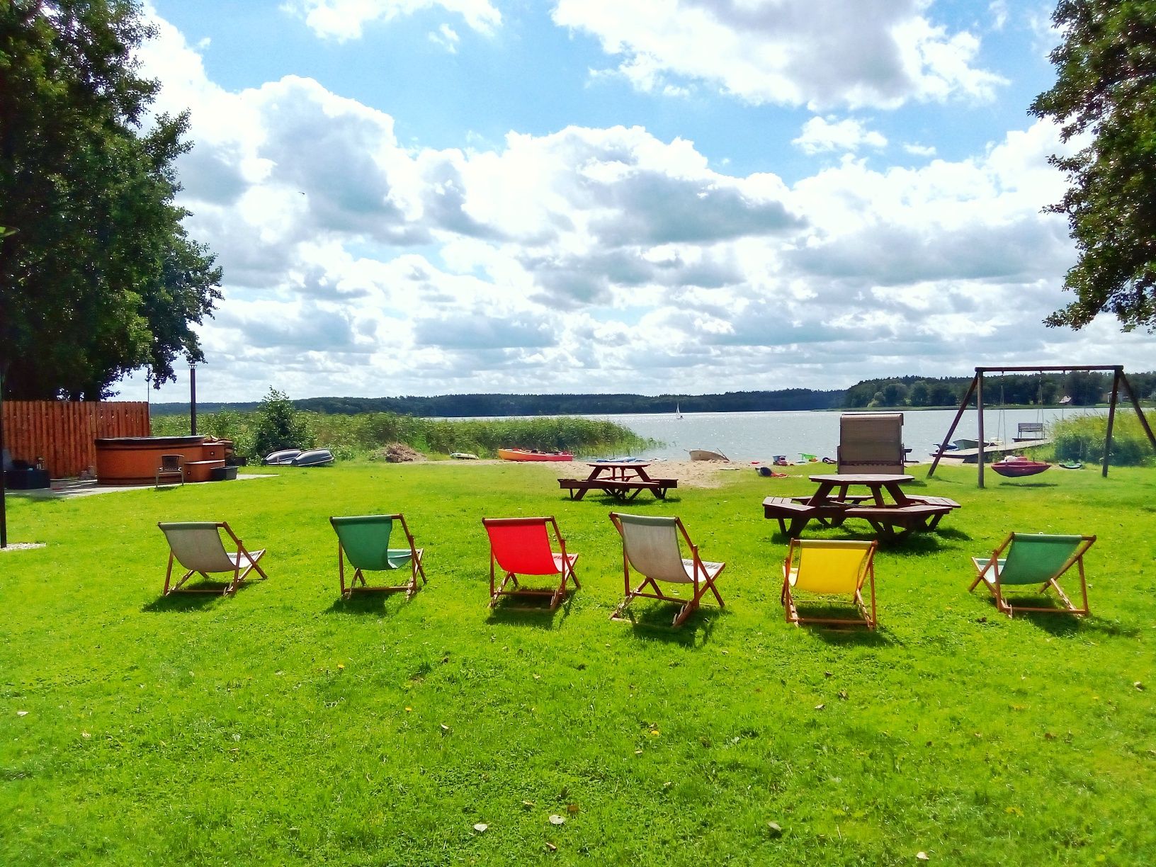 Domki nad jeziorem, BALIA W CENIE, plaża, pomost, SAUNA ZEWNĘTRZNA