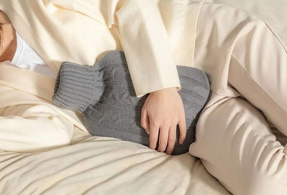 Termofor 2L w miękkim pokrowcu – gumowy, solidny, długo trzyma ciepło