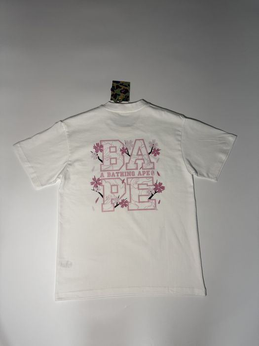 !!!РОЗПРОДАЖ!!! Футболка Bape x Sakura Чорна та біла розмір S