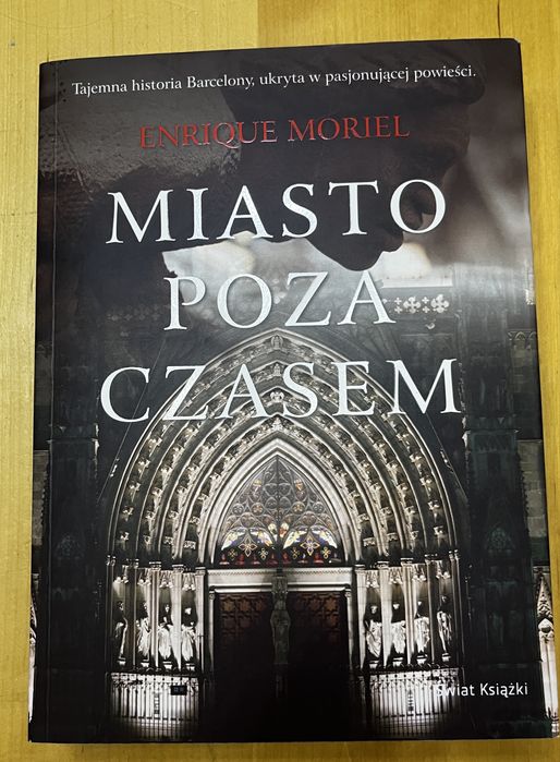 Miasto poza czasem. Enrique Moriel