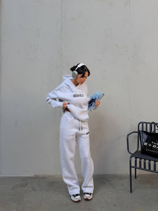 Жіночий теплий костюм/4