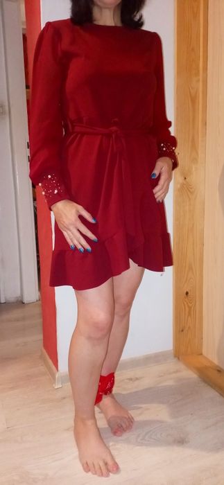 Sukienka na większe okazje i nie tylko