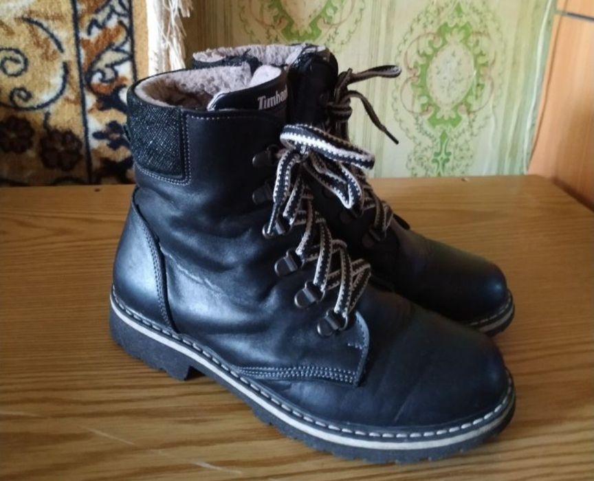 Продам ботинки кожаные.