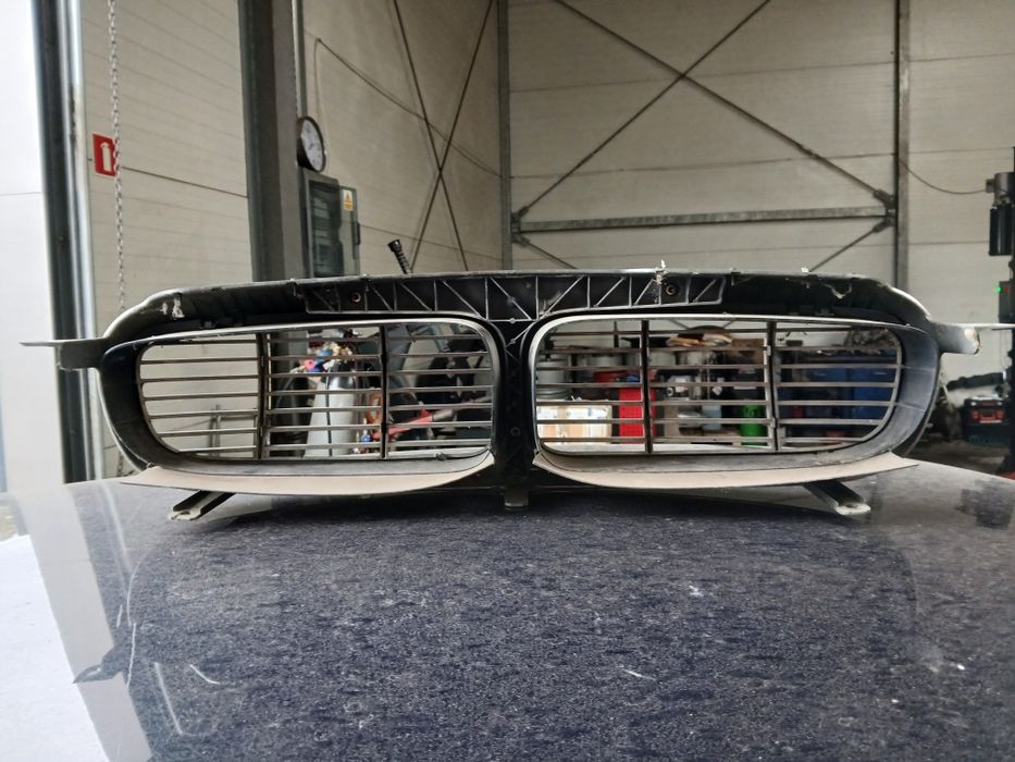 Atrapa grill jaguar xj x350