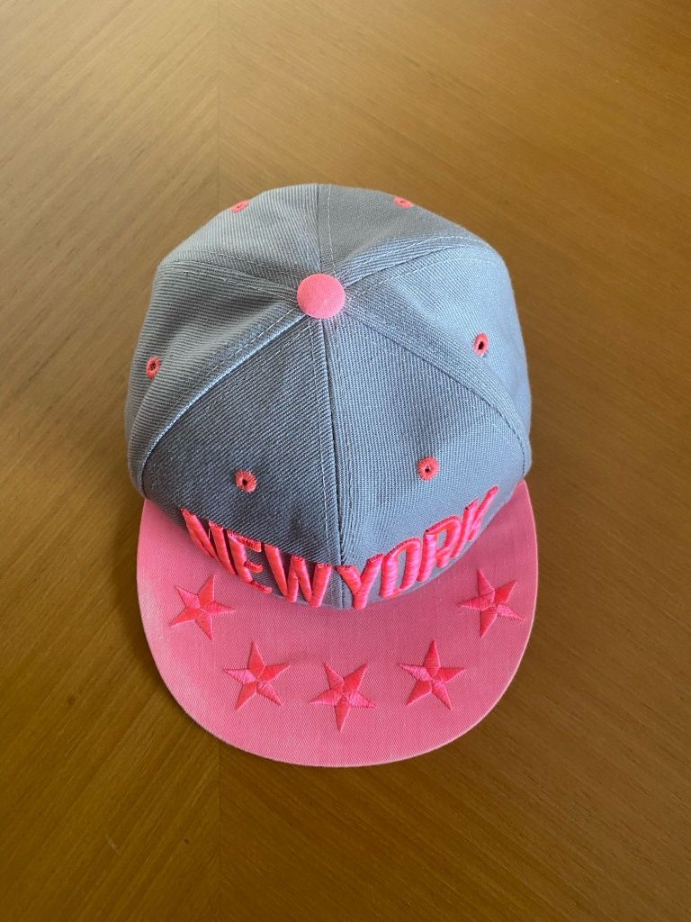 CAP feminino, tamanho 58cm, ajustável