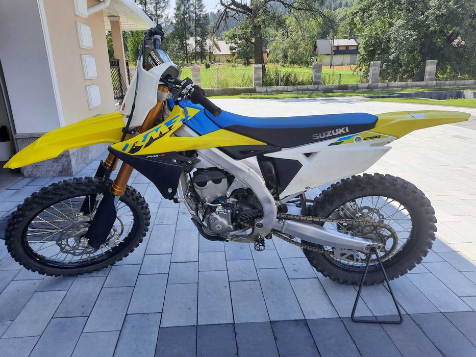 Motor Suzuki RMZ-250