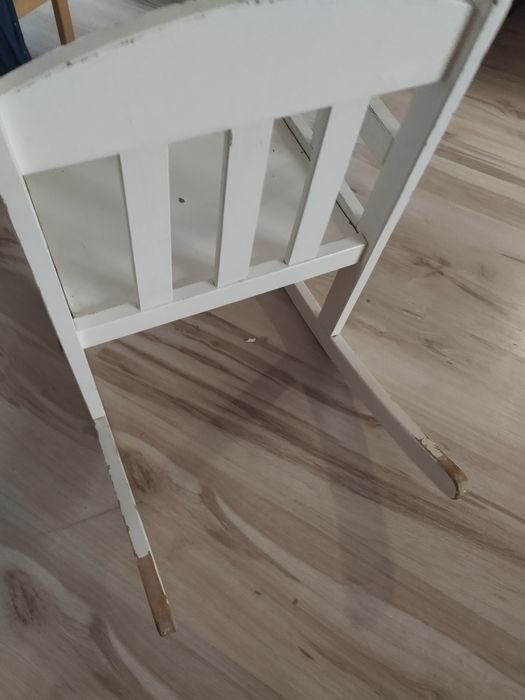 Bujane krzesło IKEA białe sesja zdjęciowa świąteczna pokój dziecięcy