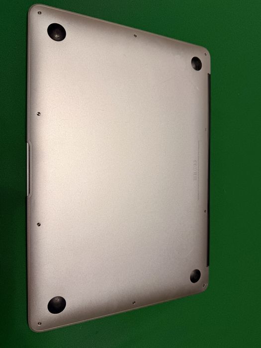 Apple Macbook Air 2015, 512 GB, A1466, gratis myszka BT, 2 ładowarki