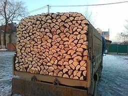 Продам дрова твёрдых пород . Колотые метровые чурки.