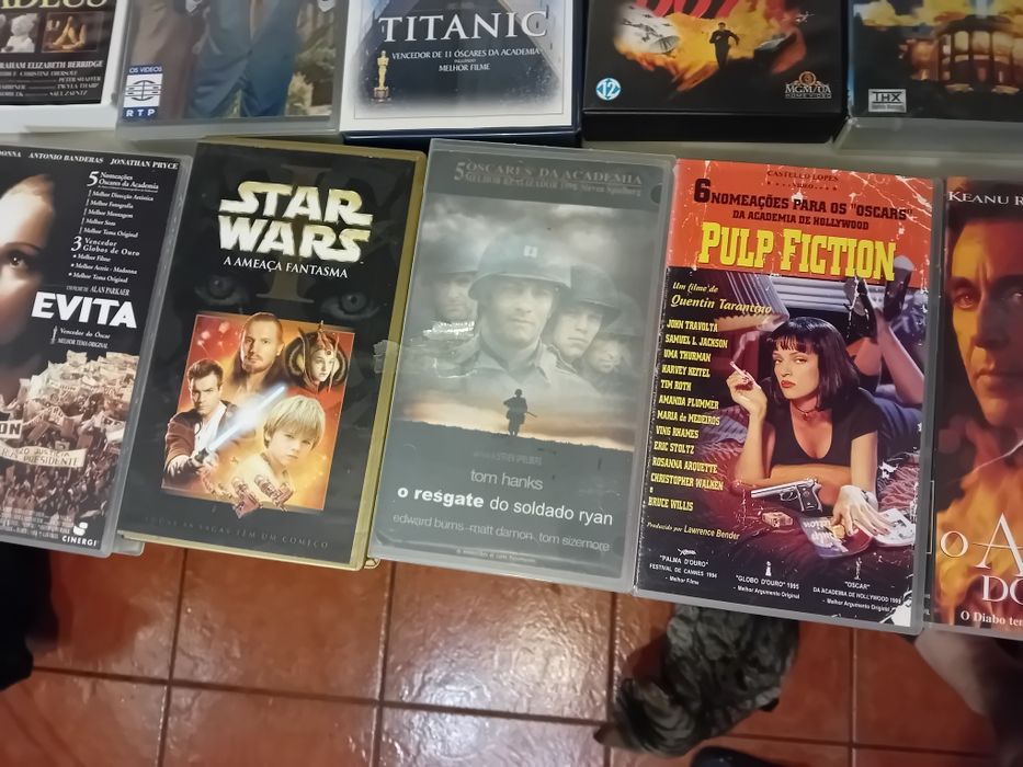 Conjunto de 28 Cassetes Vhs Diversas