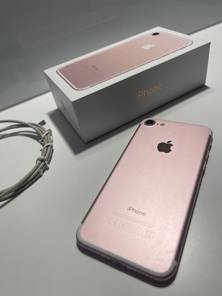 iPhone 7 rose gold 128 GB