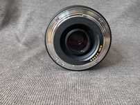 Objetiva Canon  EF 75-300