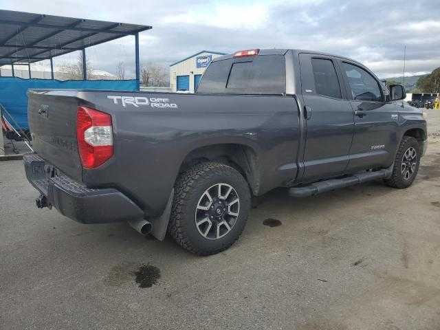 TOYOTA TUNDRA Double Cab SR/SR5 2016