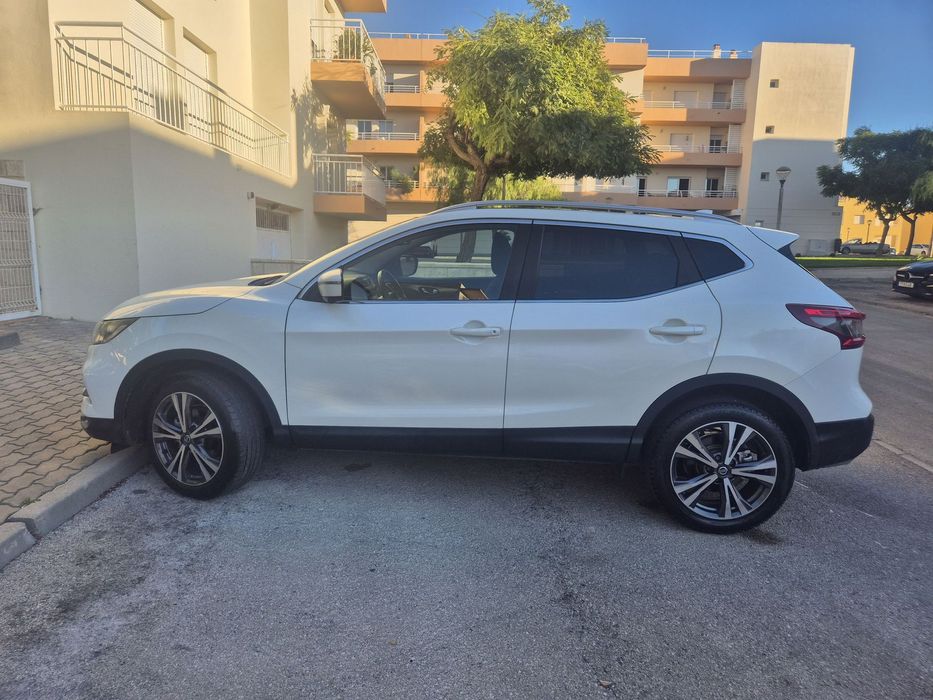 Nissan Qashqai 1.5 dCi N-Connecta