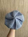 Beret w kolorze niebieskim