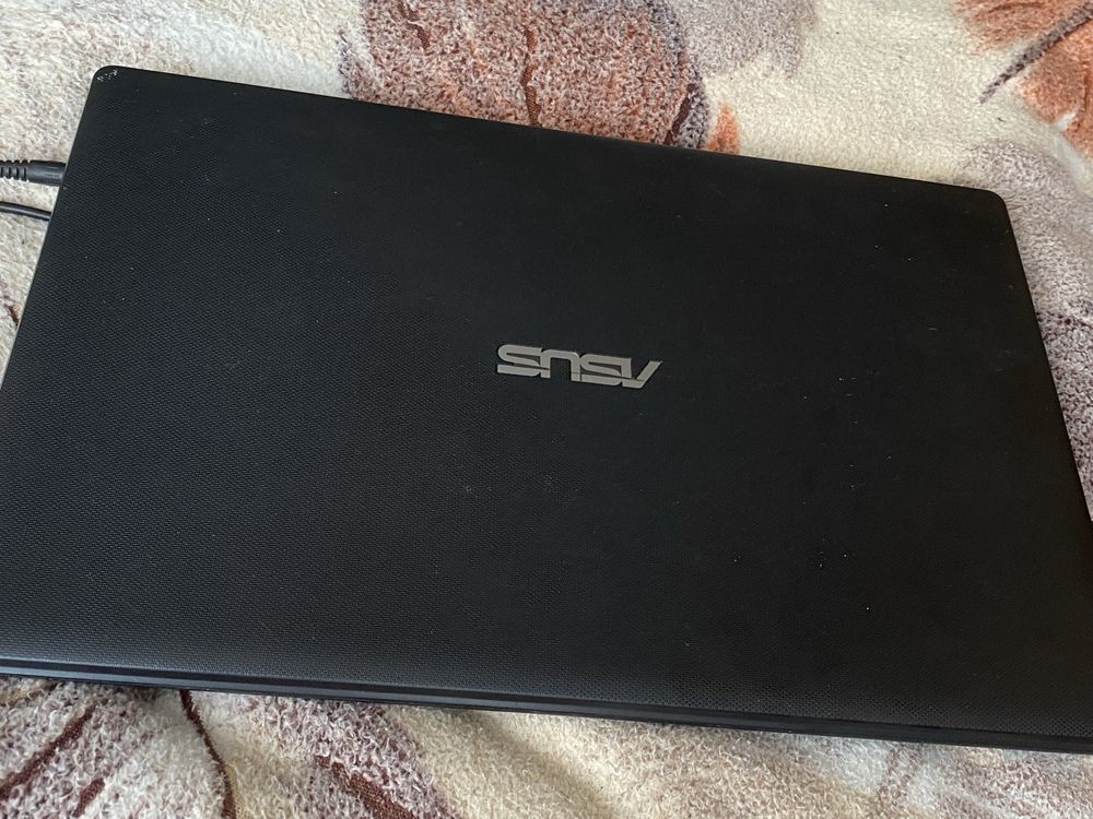 Ноутбук asus 4оперативки