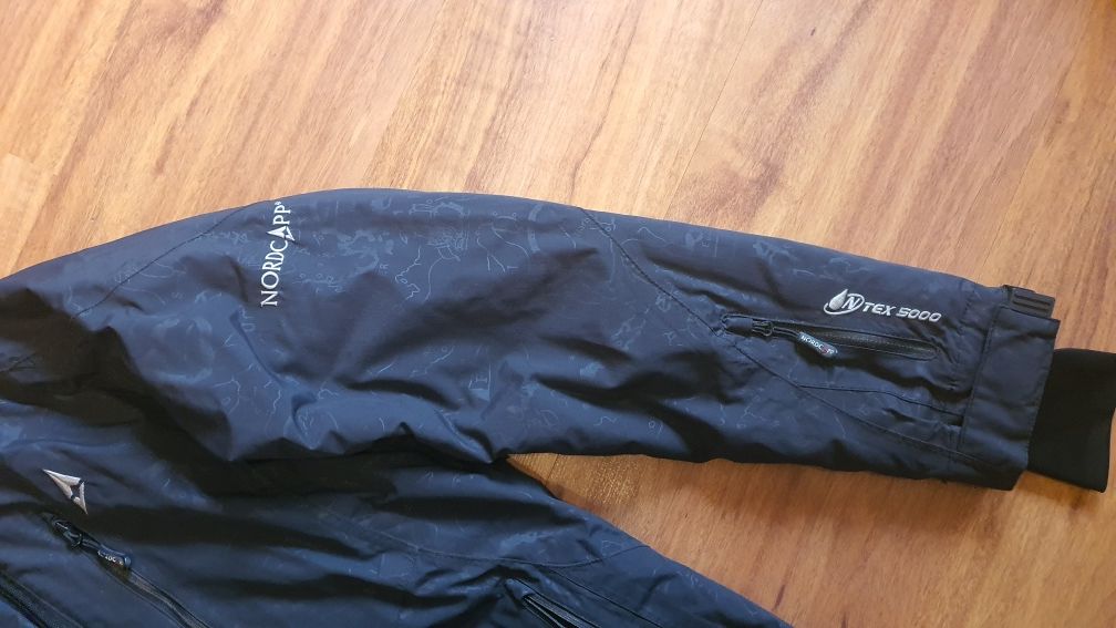 Kurtka Nordcapp wodoszczelna , turystyczna  w góry,nad morze S/M