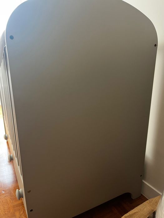 Berço cinzento gavetas como novo