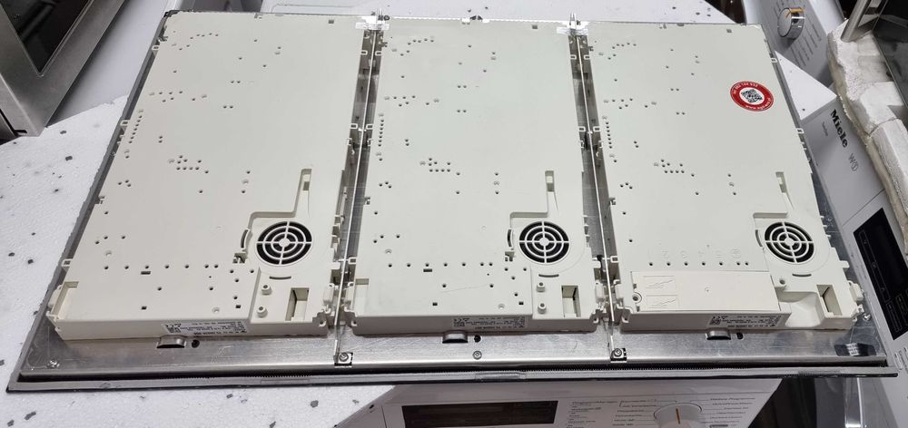 Płyta indukcyjna Miele KM 7678 FL, szer.80cm, bez ramki, TwinBooster