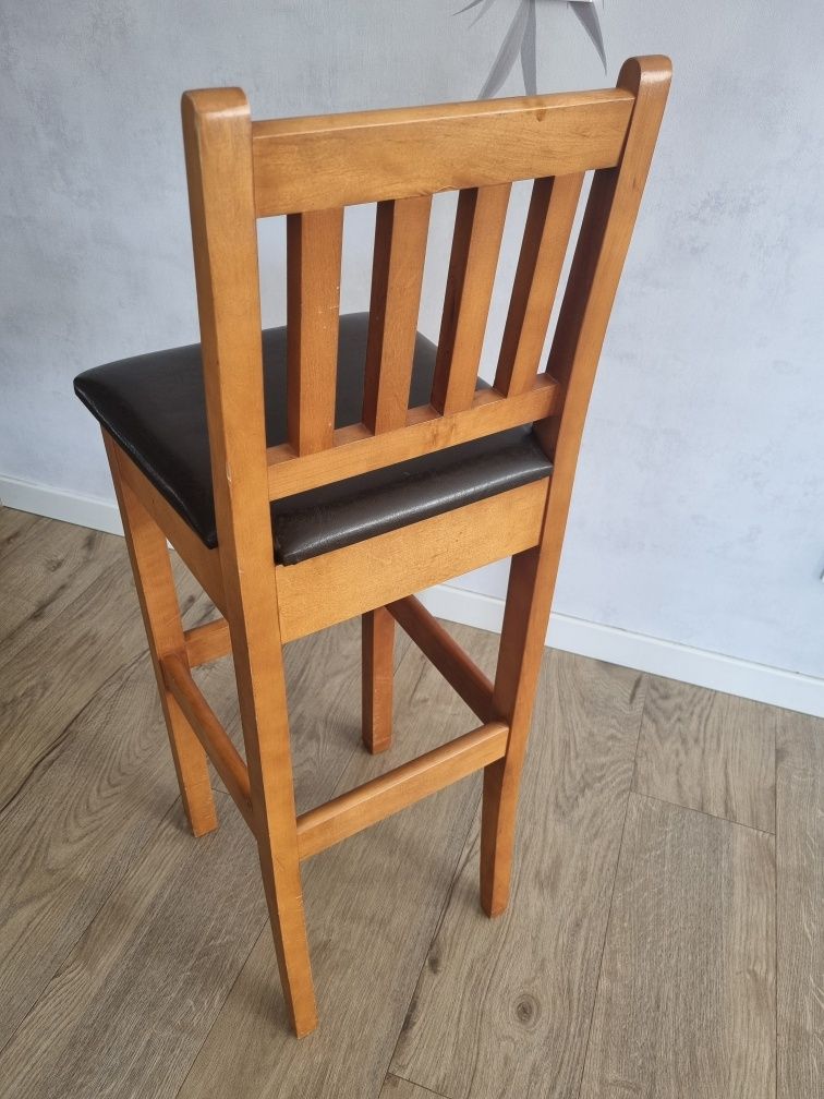 Krzesła barowe / hokery