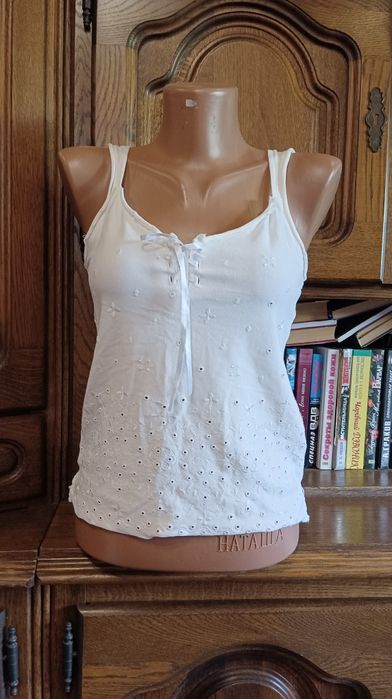 Продам майки б/у в хорошем состоянии