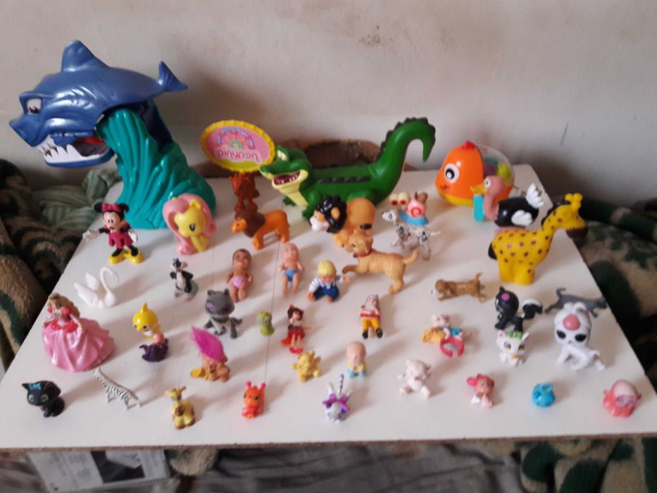 Lote barato de brinquedos variados